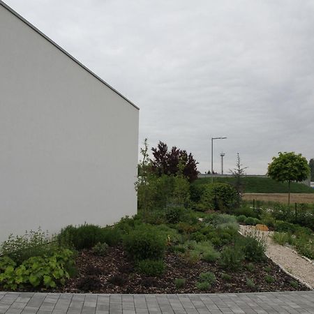 Apartmany Hluboka Nad Vltavou S Vyhledem Na Zamek 외부 사진