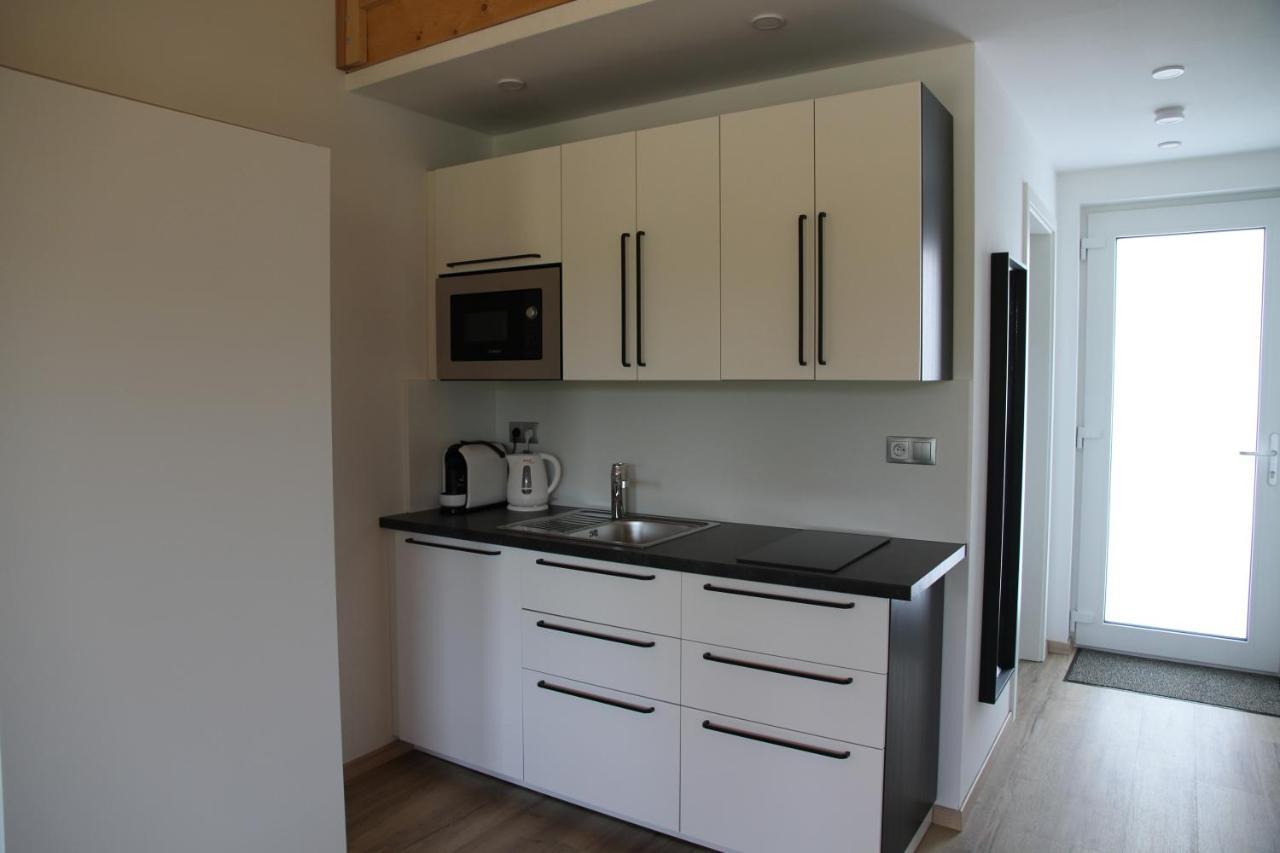 Apartmany Hluboka Nad Vltavou S Vyhledem Na Zamek 외부 사진