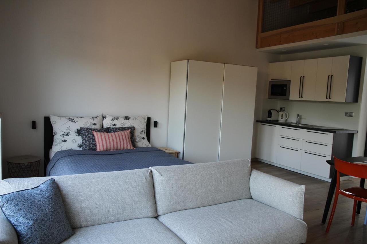 Apartmany Hluboka Nad Vltavou S Vyhledem Na Zamek 외부 사진