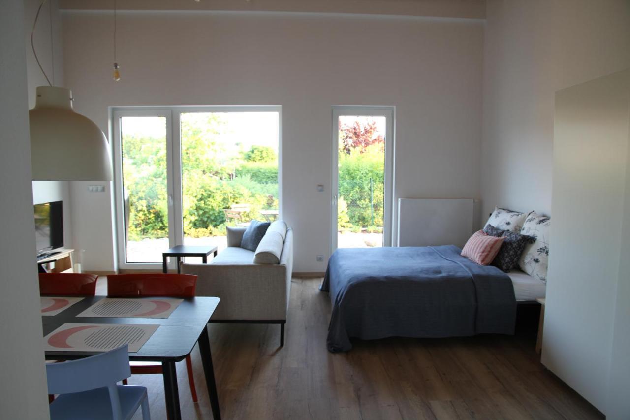 Apartmany Hluboka Nad Vltavou S Vyhledem Na Zamek 외부 사진